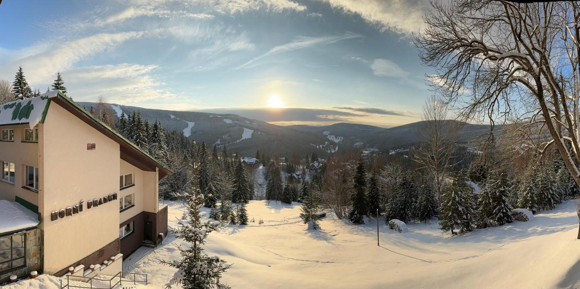 Hotel Horni Pramen Špindlerŭv Mlýn Esterno foto
