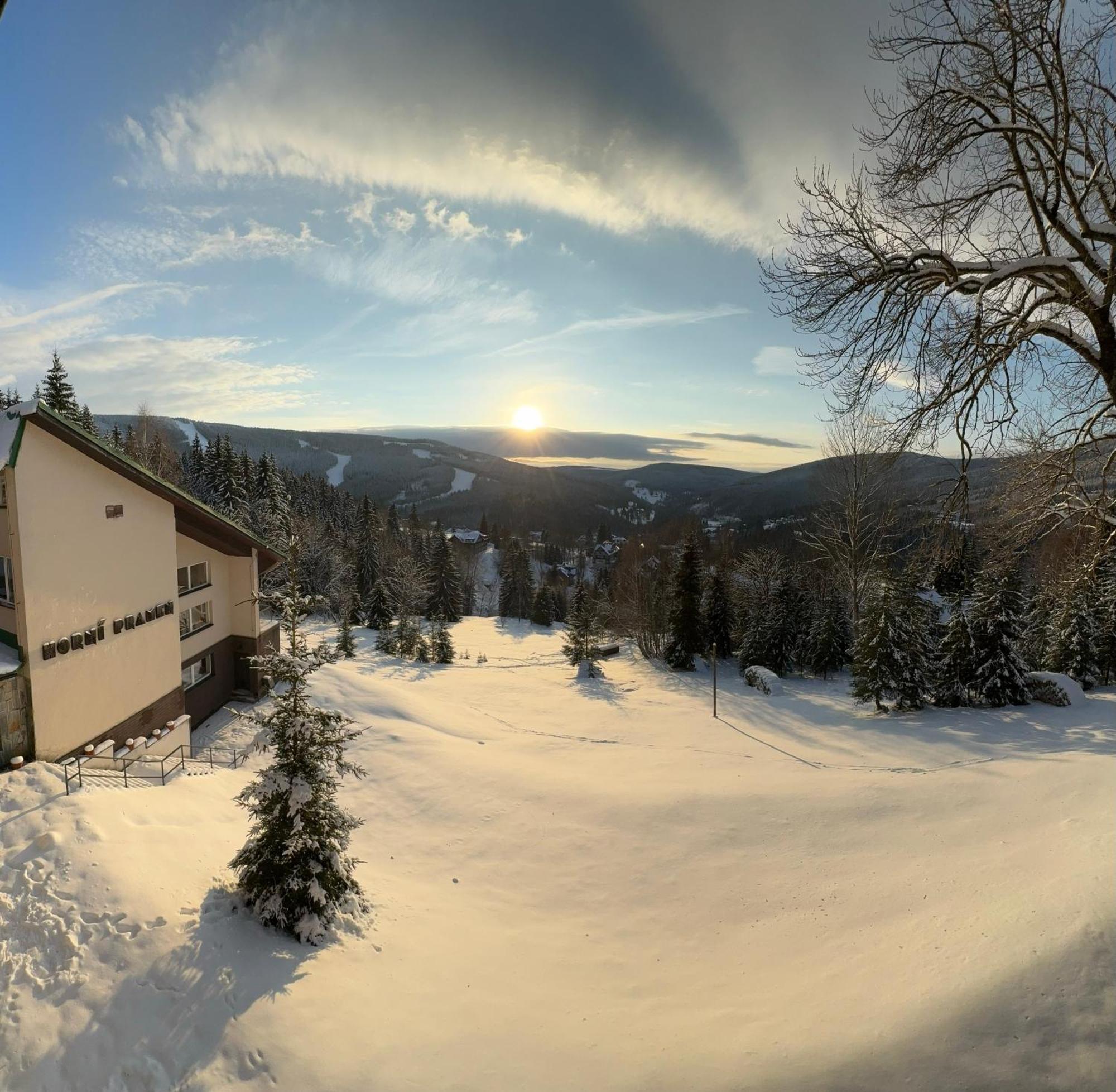 Hotel Horni Pramen Špindlerŭv Mlýn Esterno foto